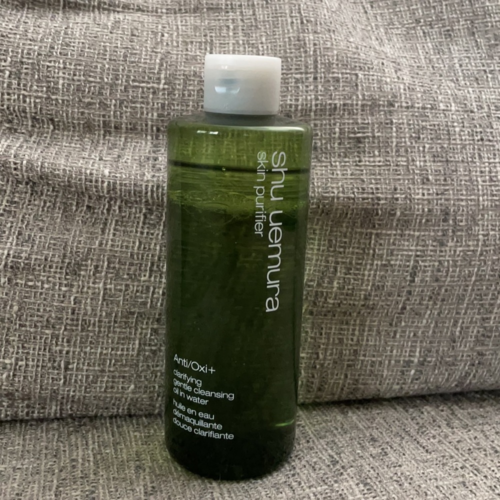 Shu Uemura anti/oxi+ cleansing oil in water